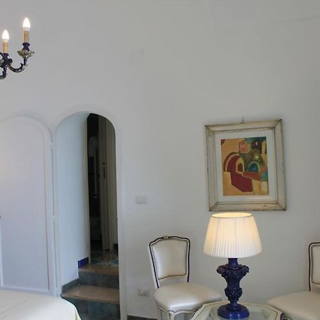 Queen View Apartment - No Kitchen โปซิตาโน ภายนอก รูปภาพ