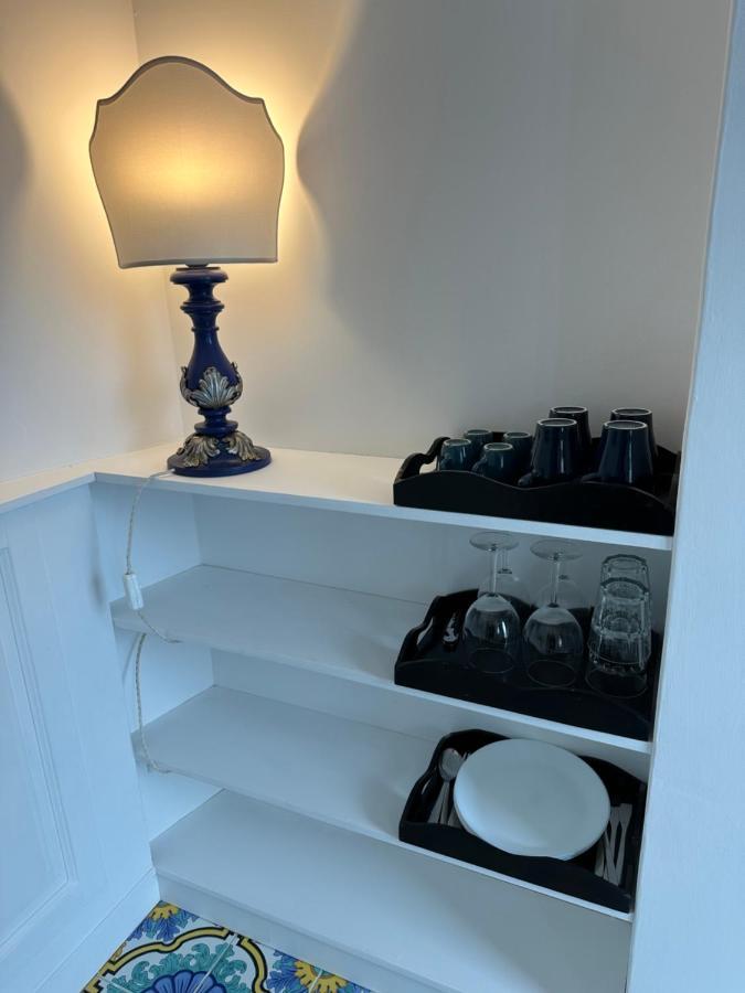 Queen View Apartment - No Kitchen โปซิตาโน ภายนอก รูปภาพ