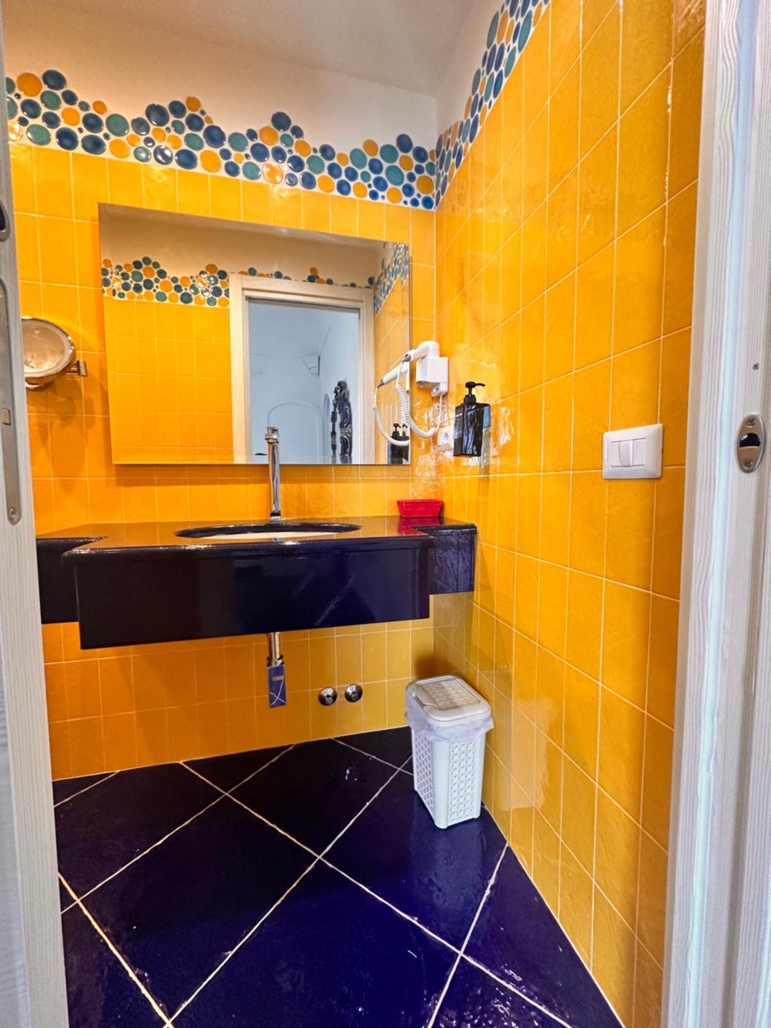 Queen View Apartment - No Kitchen โปซิตาโน ภายนอก รูปภาพ