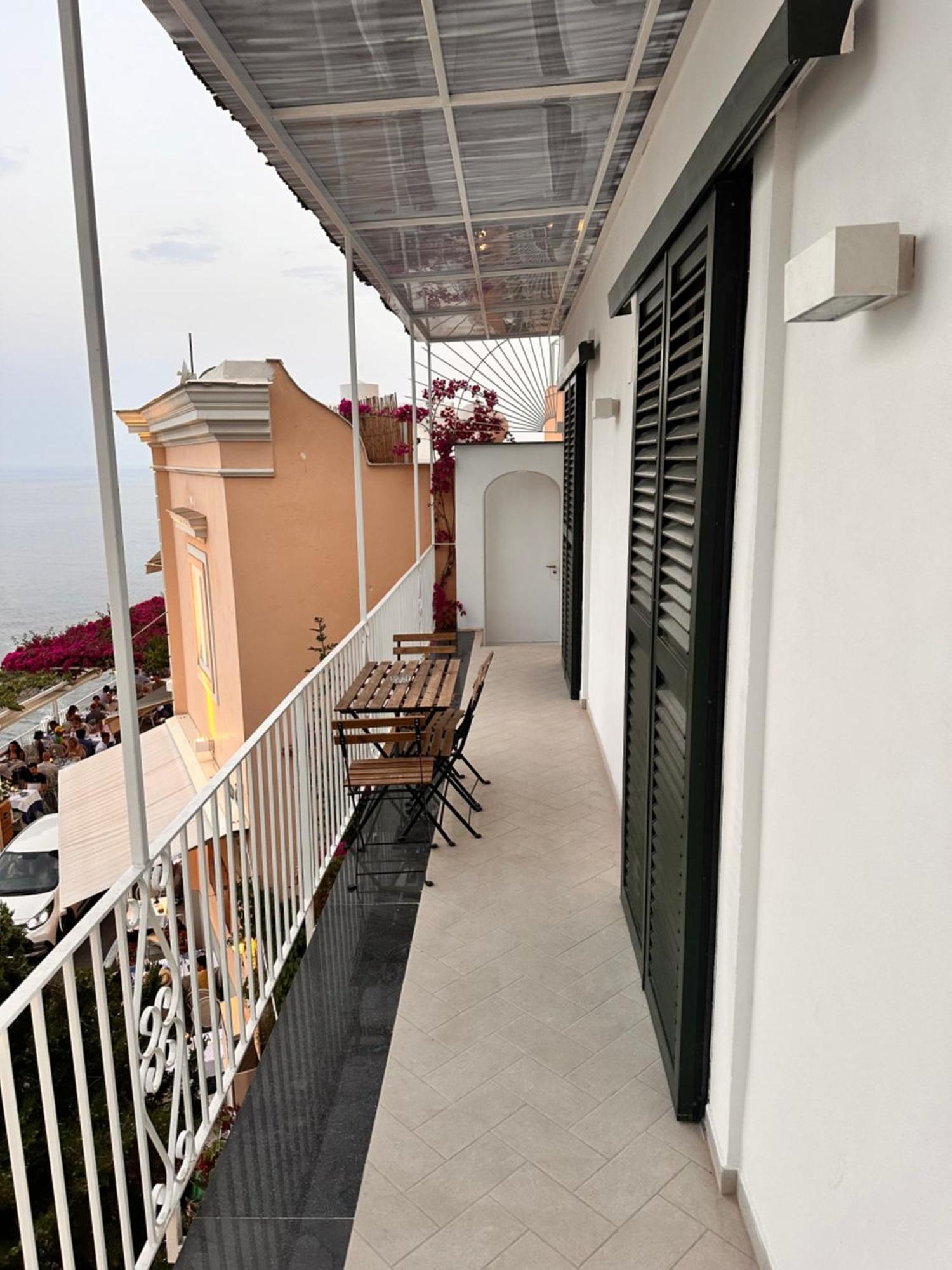 Queen View Apartment - No Kitchen โปซิตาโน ภายนอก รูปภาพ